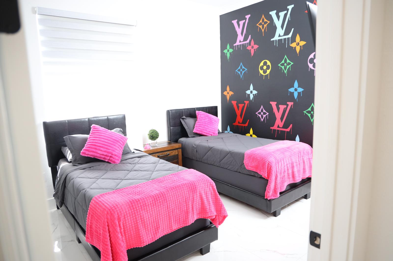 Shared Suite Collection